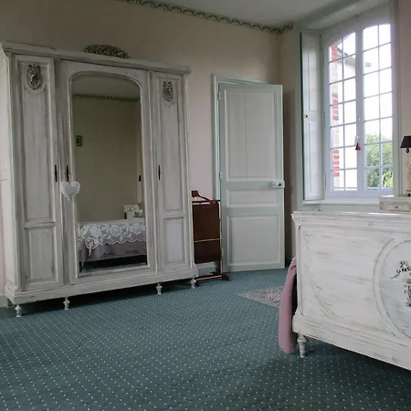 Couette-café Chateau De La Hersonniere