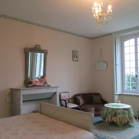Couette-café Chateau De La Hersonniere *