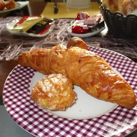 Chateau De La Hersonniere Couette-café Gommené